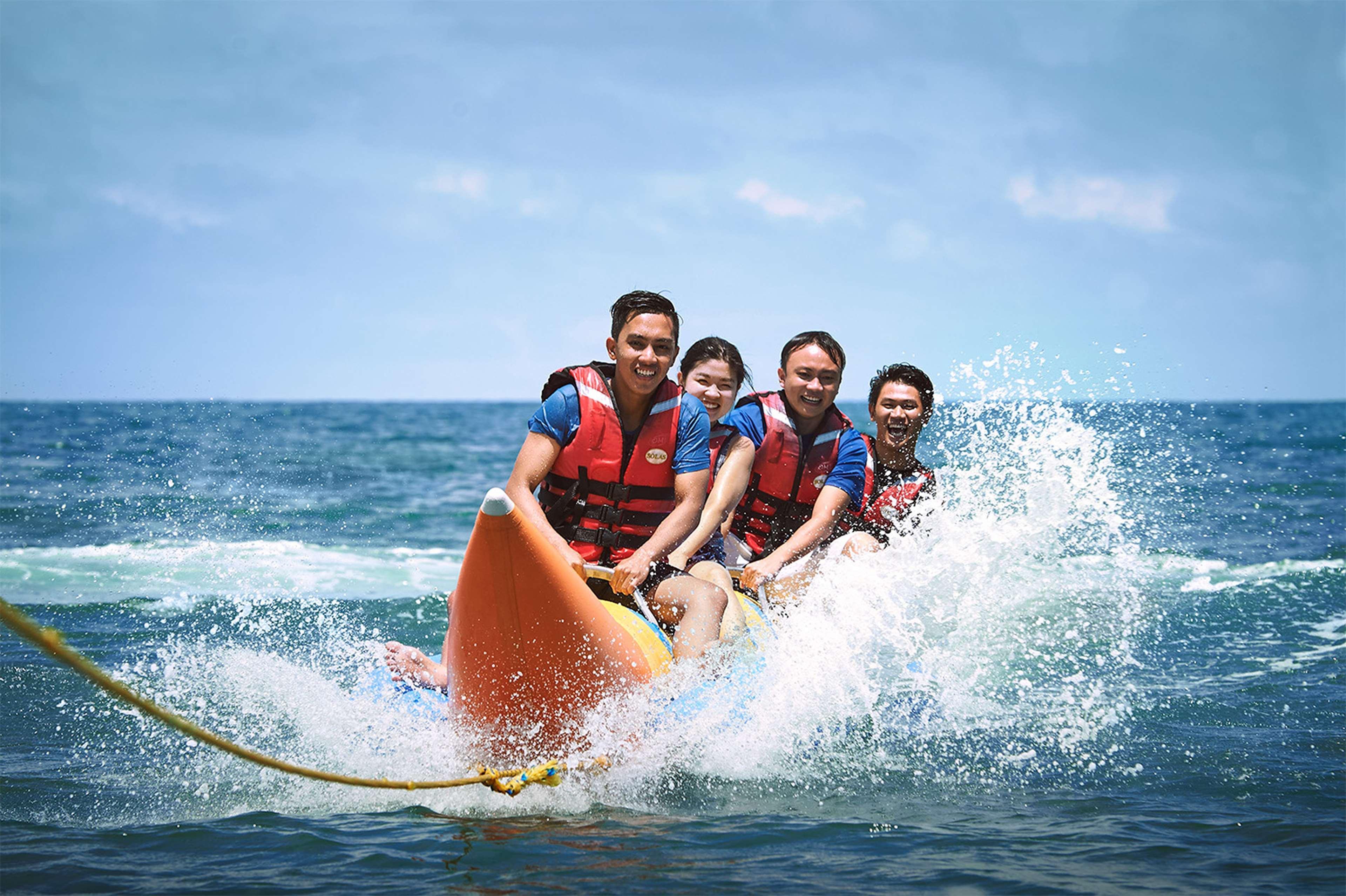 منتجع وسبا شانغريلا - لا راسا ريا كوتا كينابالو المظهر الخارجي الصورة Water sports in Vietnam